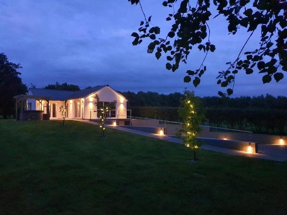 Property building, Garden, Garden view