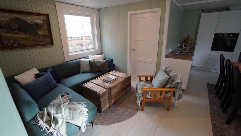 Kitchen or kitchenette, Living room, kitchen