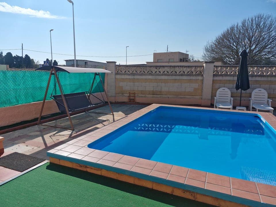Pool view, Swimming pool