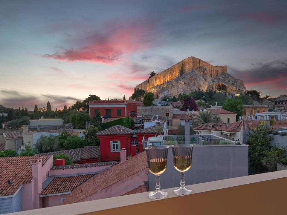 Nearby landmark, City view, Sunset