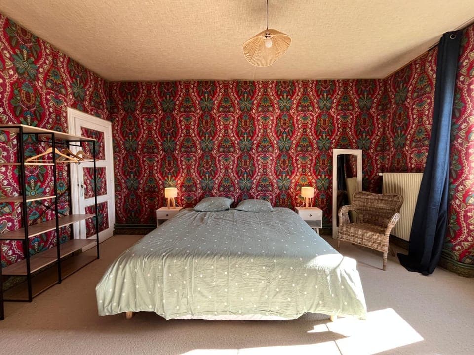 Photo of the whole room