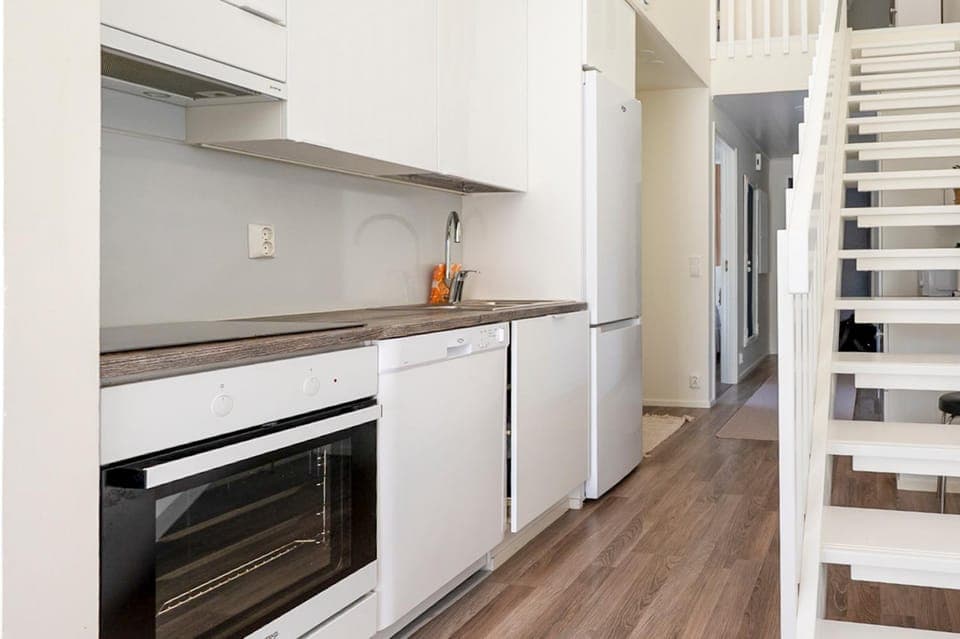 Kitchen or kitchenette, kitchen, kitchen