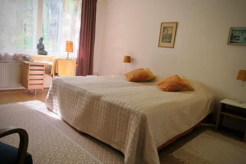 Bed, Bedroom