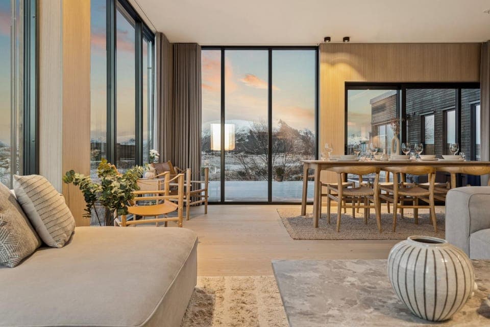 Communal lounge/ TV room, Living room