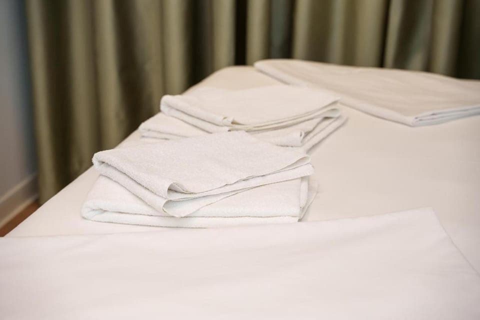 Bed, Photo of the whole room, Bedroom, towels