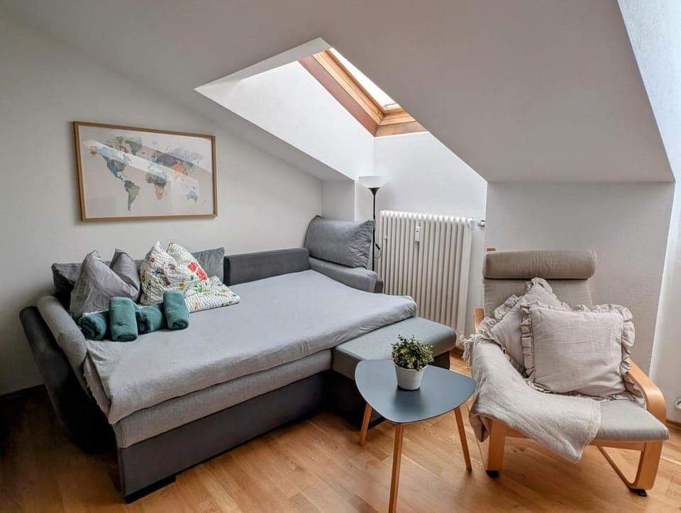 Living room, Photo of the whole room