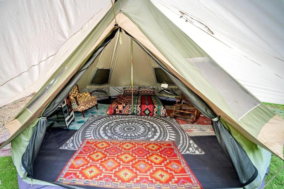 Property building, Photo of the whole room