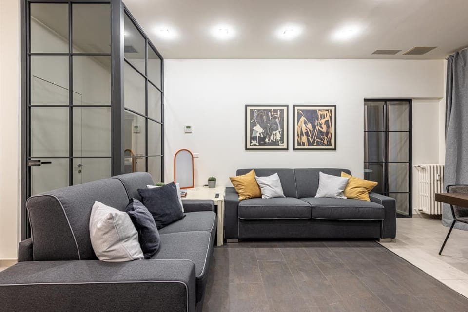 Living room, Seating area