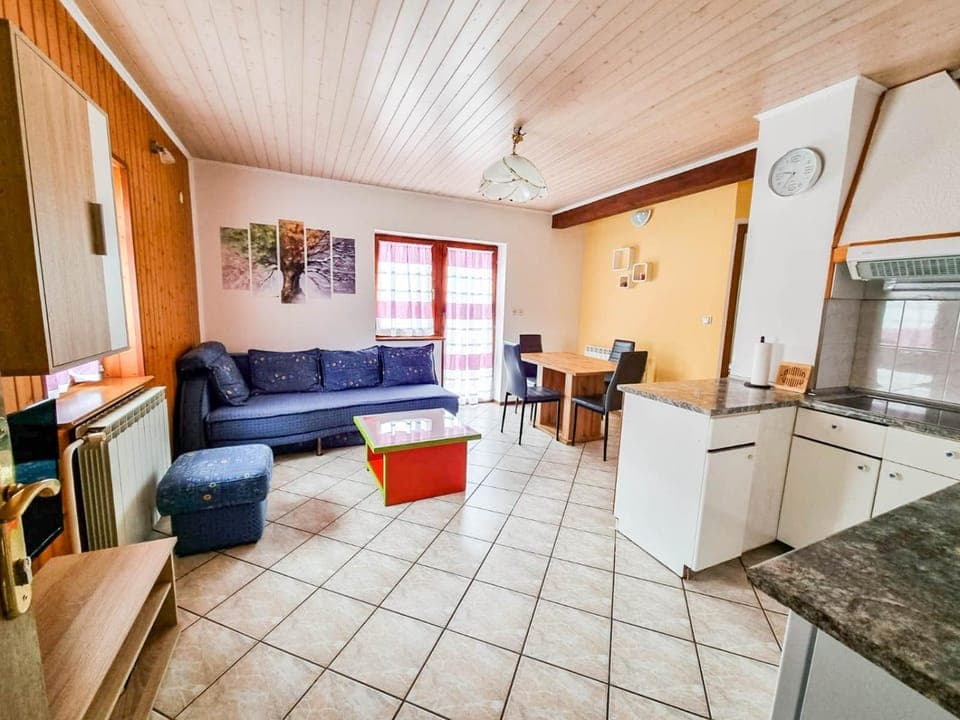 Kitchen or kitchenette, Living room, Dining area