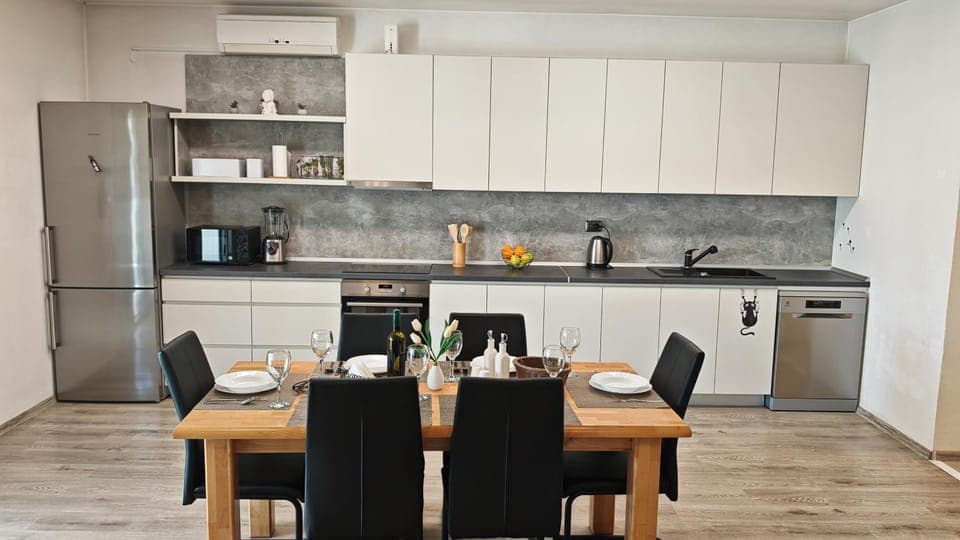 Dining area, dishwasher, oven, stove