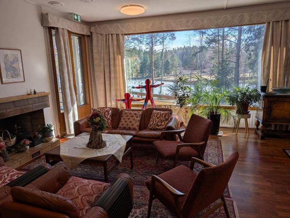 View (from property/room), Living room, Seating area