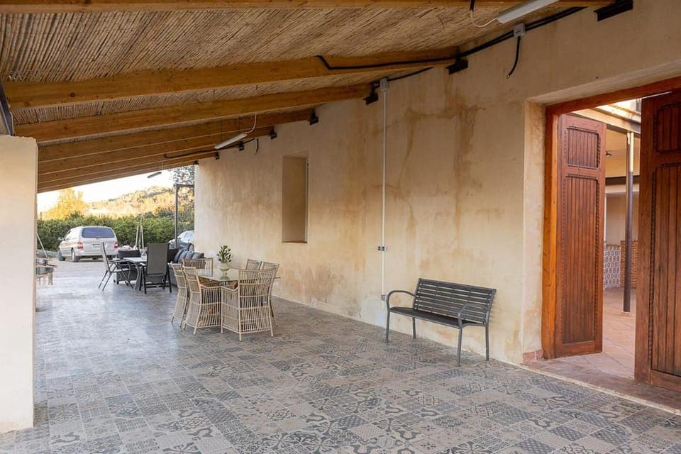Seating area