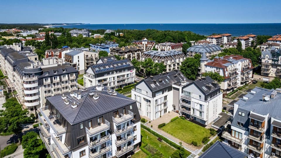 Property building, Bird's eye view