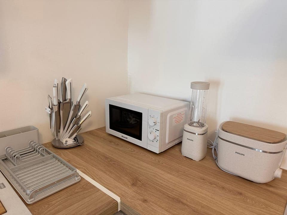 microwave, toaster