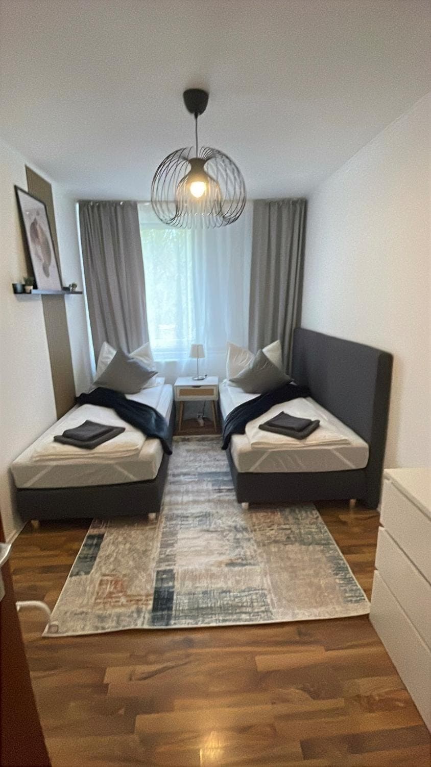 Bed, Living room, Photo of the whole room, Seating area, Bedroom