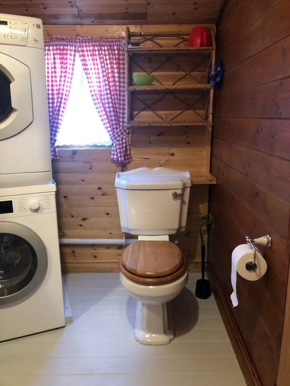 Toilet, Bathroom, washing machine, dryer