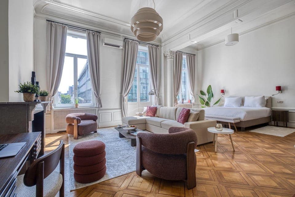 Photo of the whole room