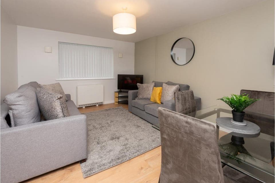 TV and multimedia, Living room, Seating area