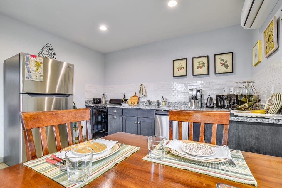 Seneca Lake Wine Trail Studio with Water View! Apartment in Valois