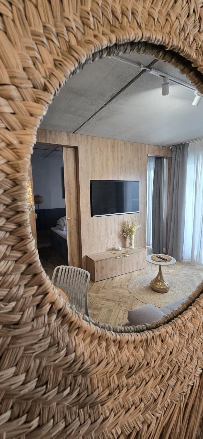 TV and multimedia, Evening entertainment