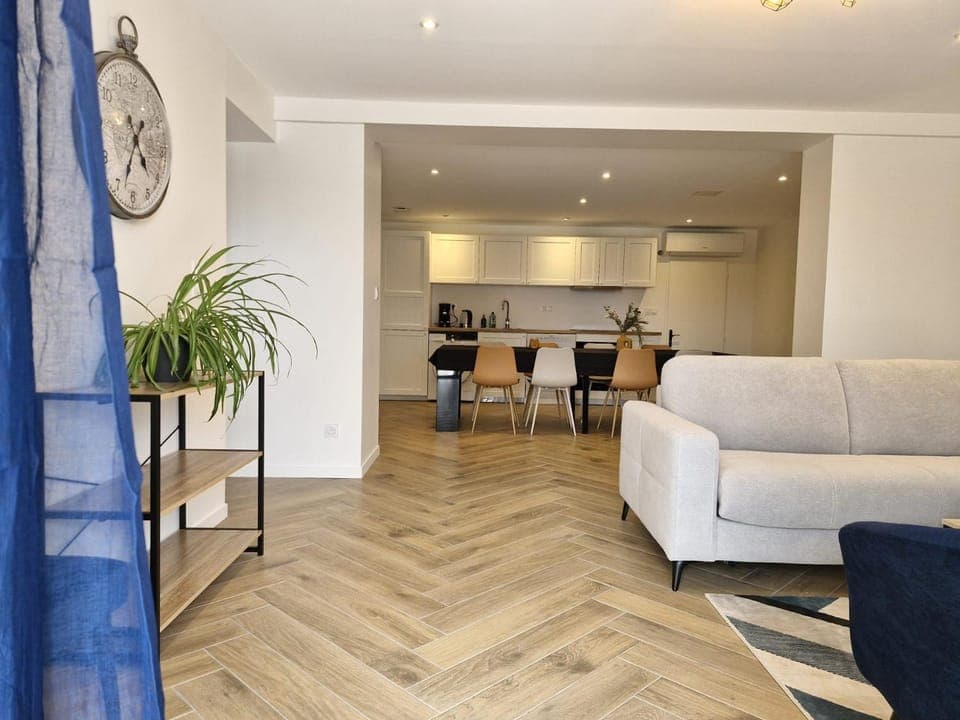 Living room, kitchen