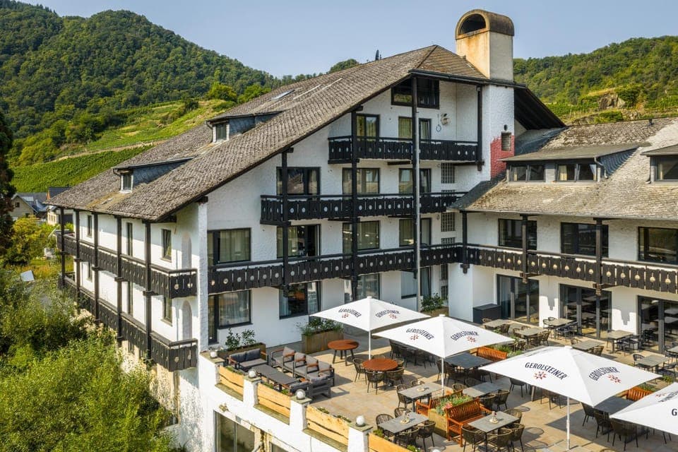 Property building, Balcony/Terrace