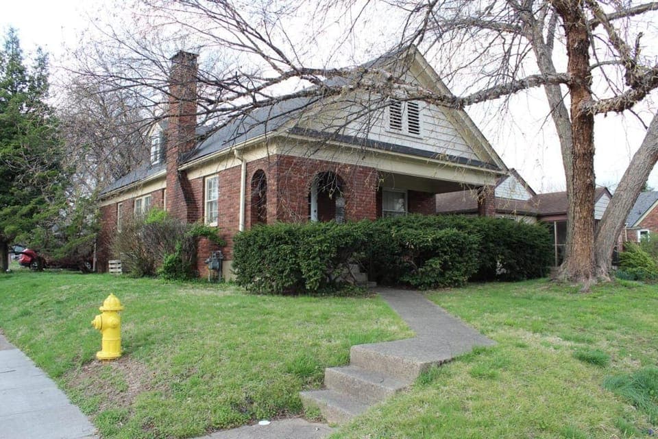 Property building, Street view