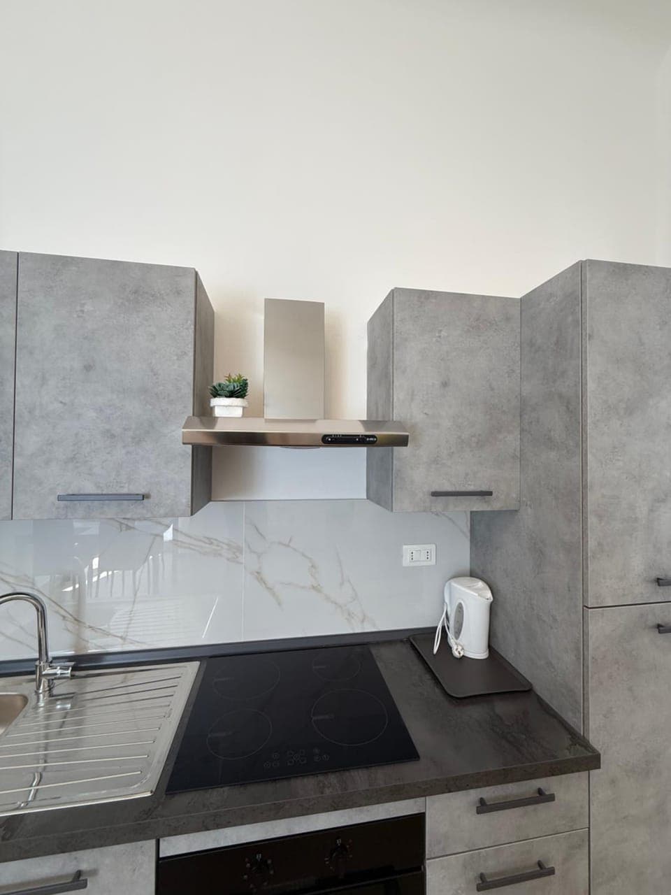 Coffee/tea facilities, Kitchen or kitchenette