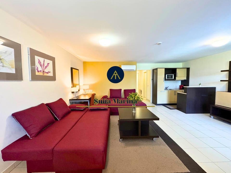 TV and multimedia, Kitchen or kitchenette, Living room