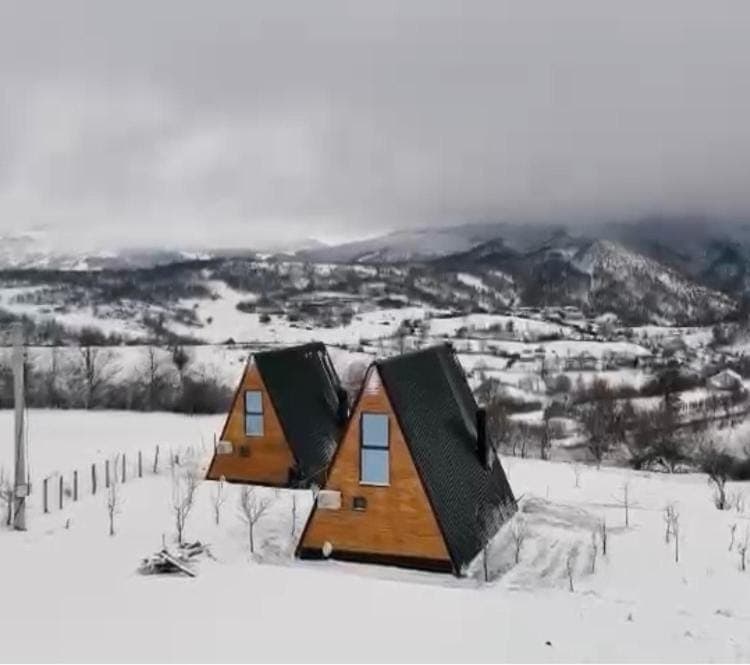 Property building, Natural landscape