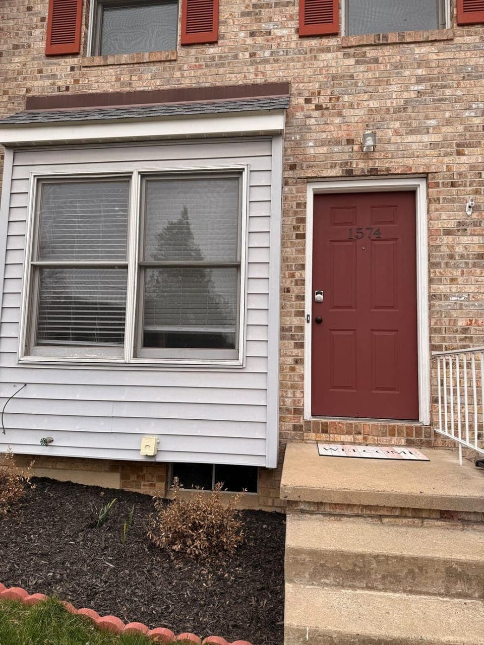 Property building, Facade/entrance