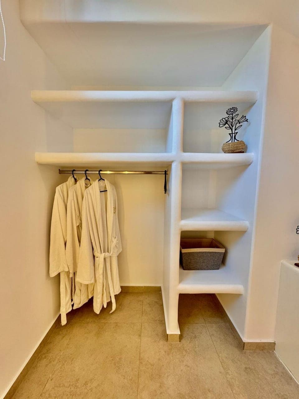 towels, wardrobe