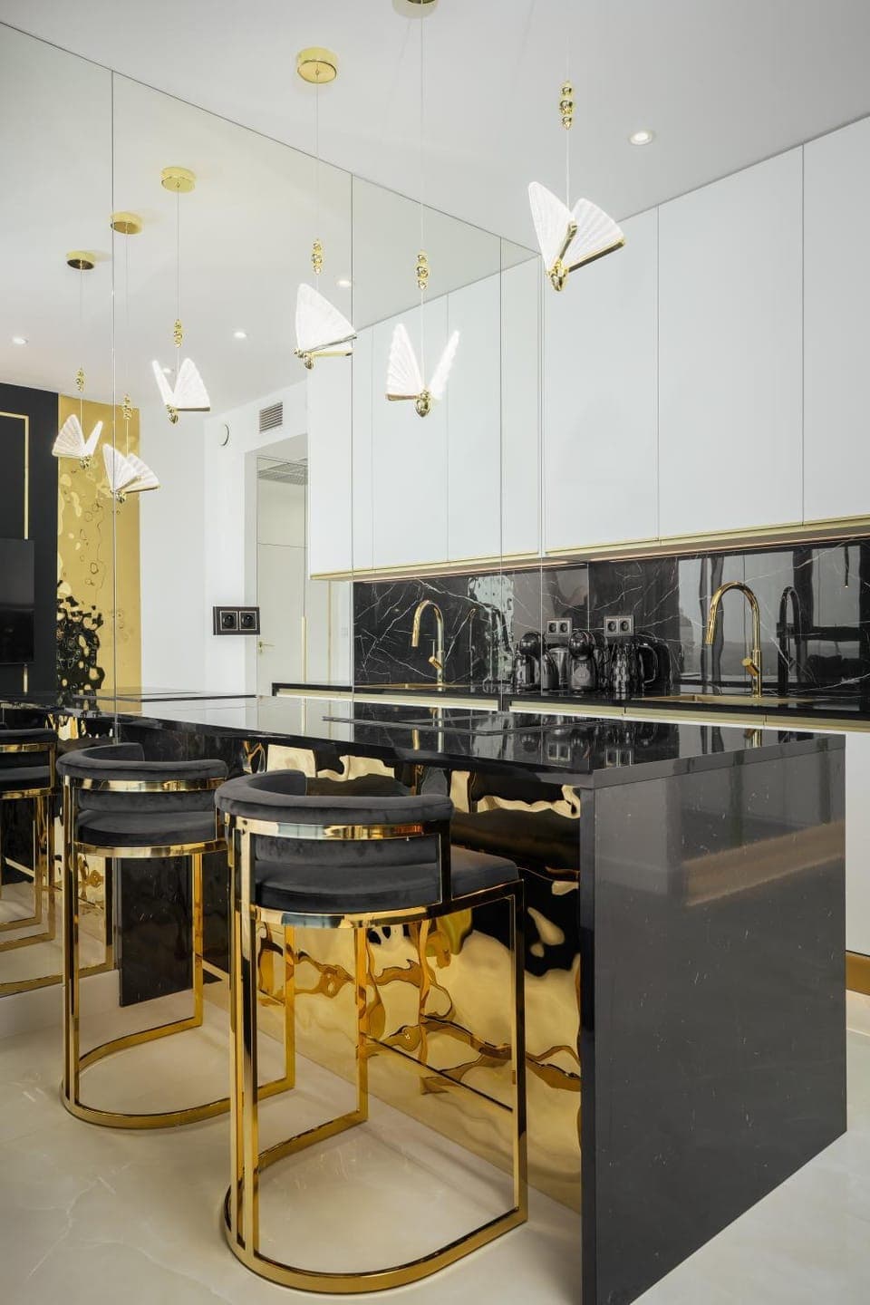 Kitchen or kitchenette, Living room, Dining area, minibar, stove