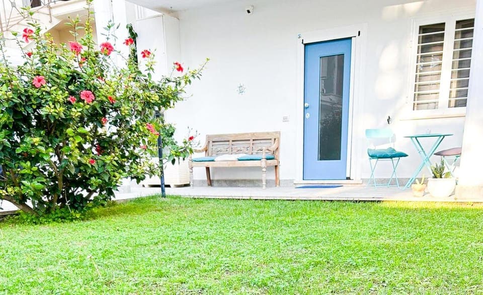 Property building, Garden, Garden view