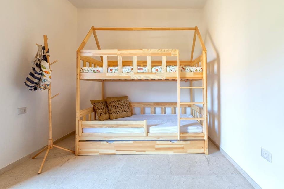 Property building, Living room, Bedroom