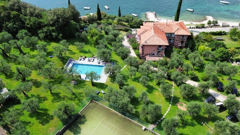 Property building, Natural landscape, Garden, Tennis court, Garden view, Lake view, Pool view, Swimming pool