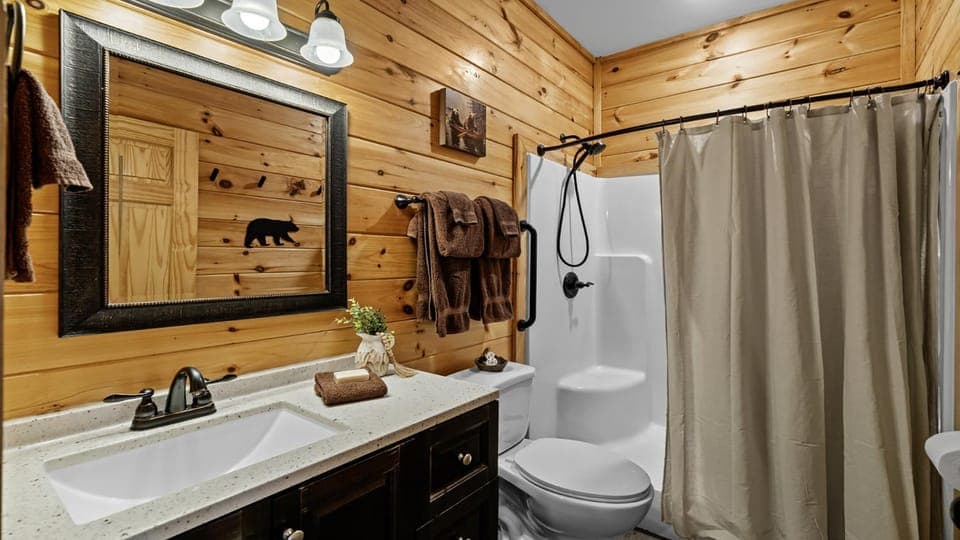 Firefly Bluff Chalet in Sevierville