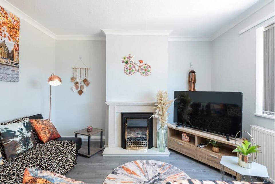 Seating area, Evening entertainment