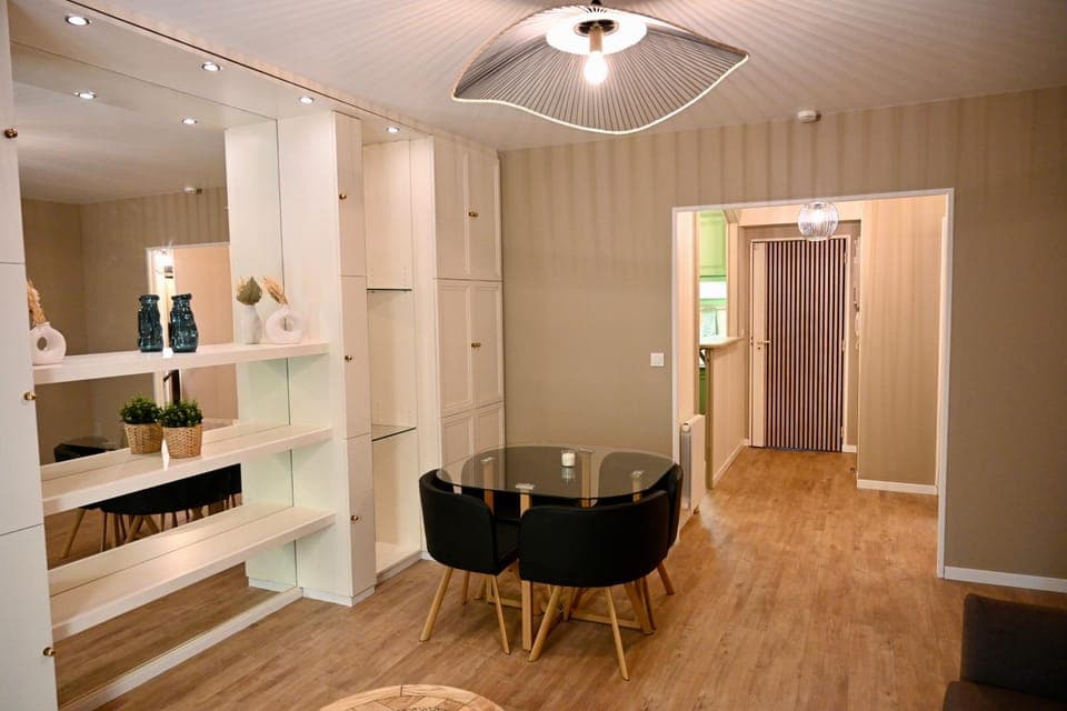 Dining area, wardrobe