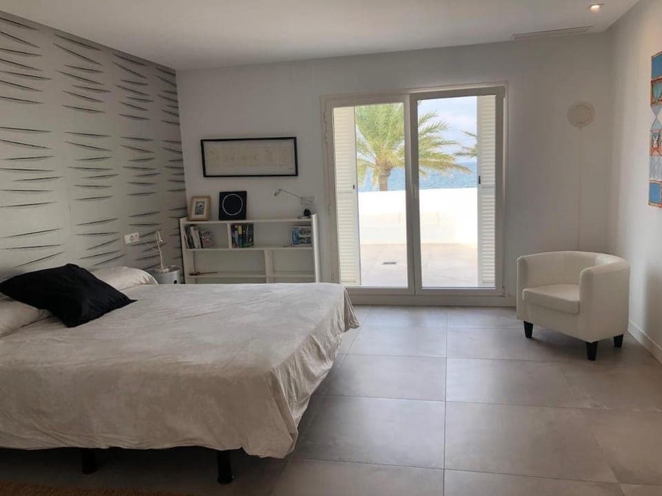 Bedroom, Sea view