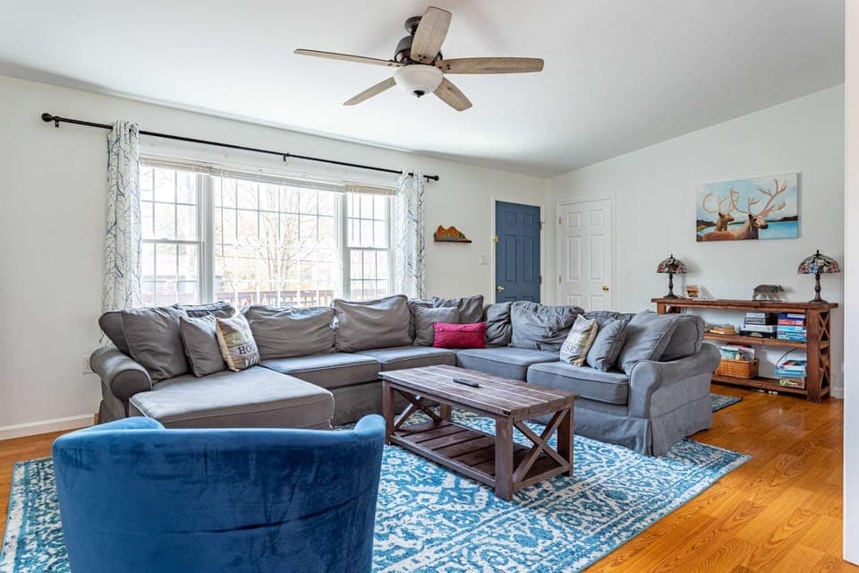 My Blue Haven Game Area 4 BDR Pet Friendly House in Tunkhannock Township