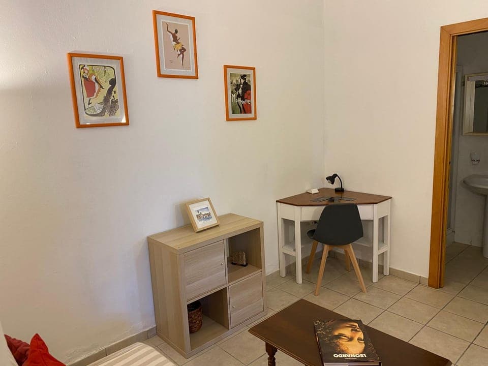 Living room, Business facilities, Public Bath, internet