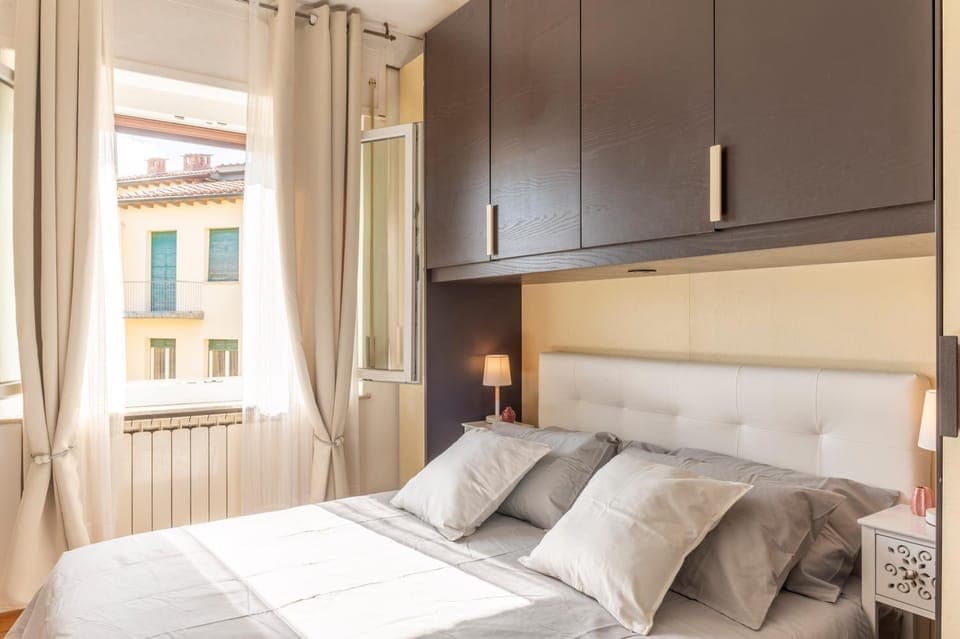 Bed, Photo of the whole room, Bedroom, wardrobe