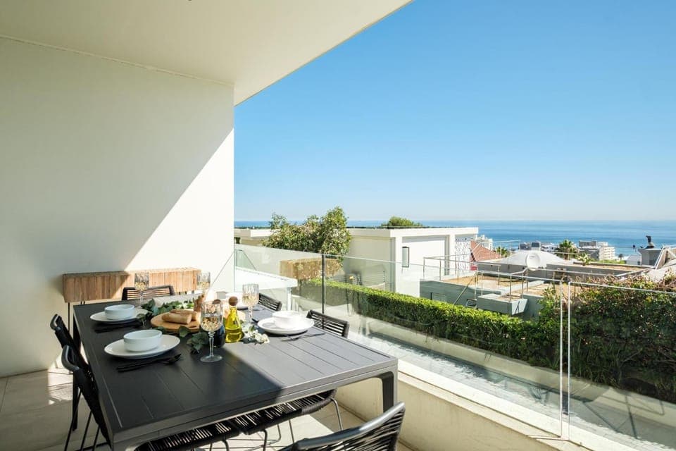 View (from property/room), Balcony/Terrace, Balcony/Terrace, Dining area, Sea view