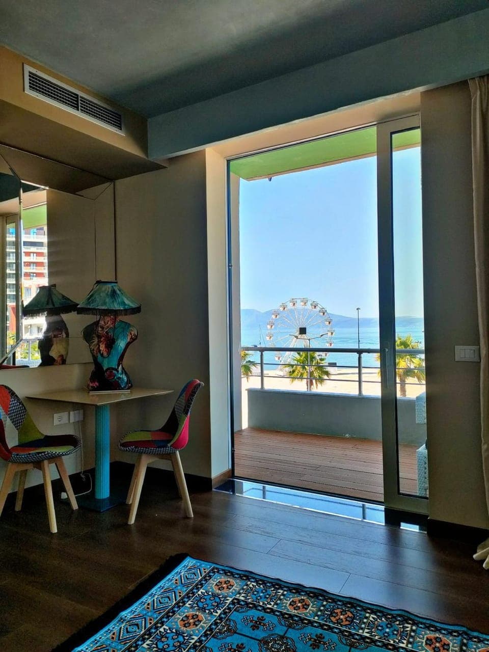 View (from property/room), Balcony/Terrace, Living room, Sea view