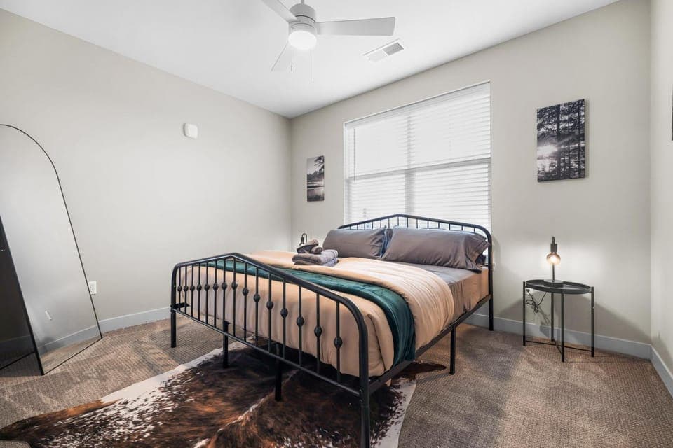 Bed, Bedroom