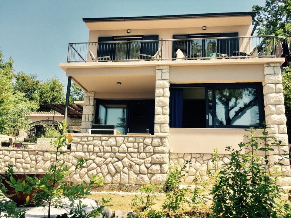 Property building, View (from property/room), Balcony/Terrace