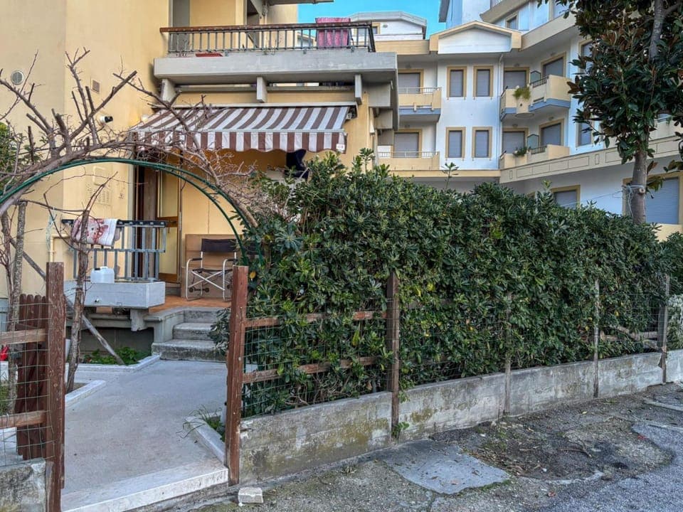 Property building, Garden