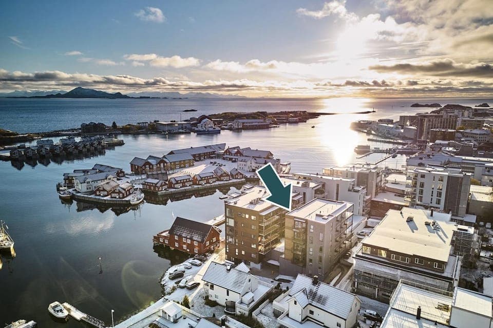 Property building, Natural landscape, Bird's eye view