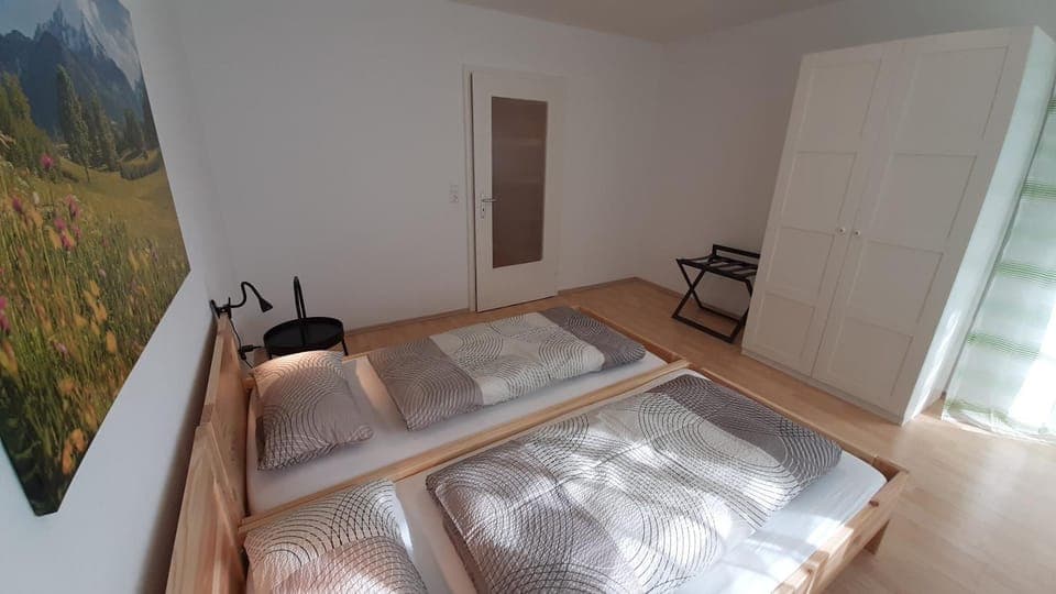 Photo of the whole room, Bedroom